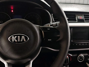 Kia , 2019г., передний привод, автомат