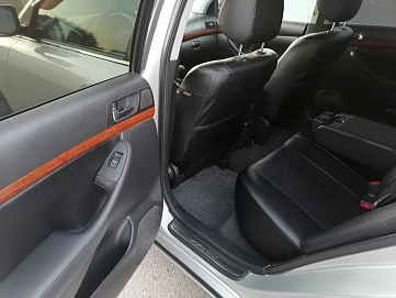 Toyota Avensis, 2008г, передний привод, механика