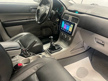 Subaru Forester, 2004г., полный привод, механика