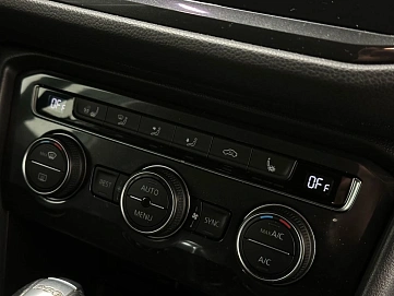 Volkswagen Tiguan, 2017г, полный привод, робот
