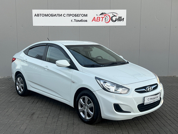 Hyundai Solaris, 2011г., передний привод, механика