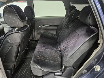 Mitsubishi Grandis, 2004г, полный привод, механика