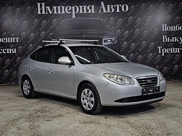 Hyundai Elantra, 2009г, передний привод, автомат