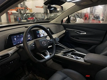 Changan UNI-T, 2024г, передний привод, робот