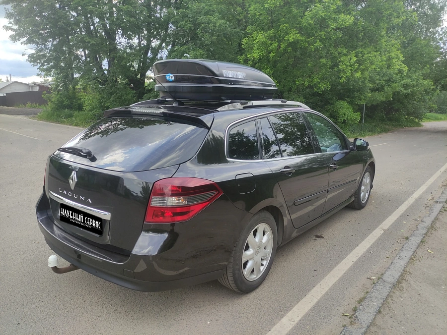 Renault Laguna, 2010г., передний привод, механика