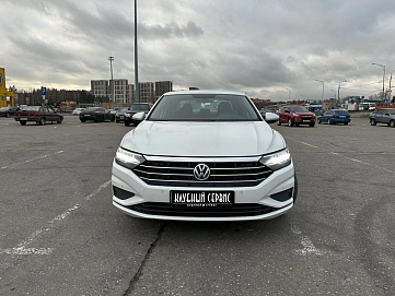 Volkswagen Jetta, 2021г, передний привод, автомат
