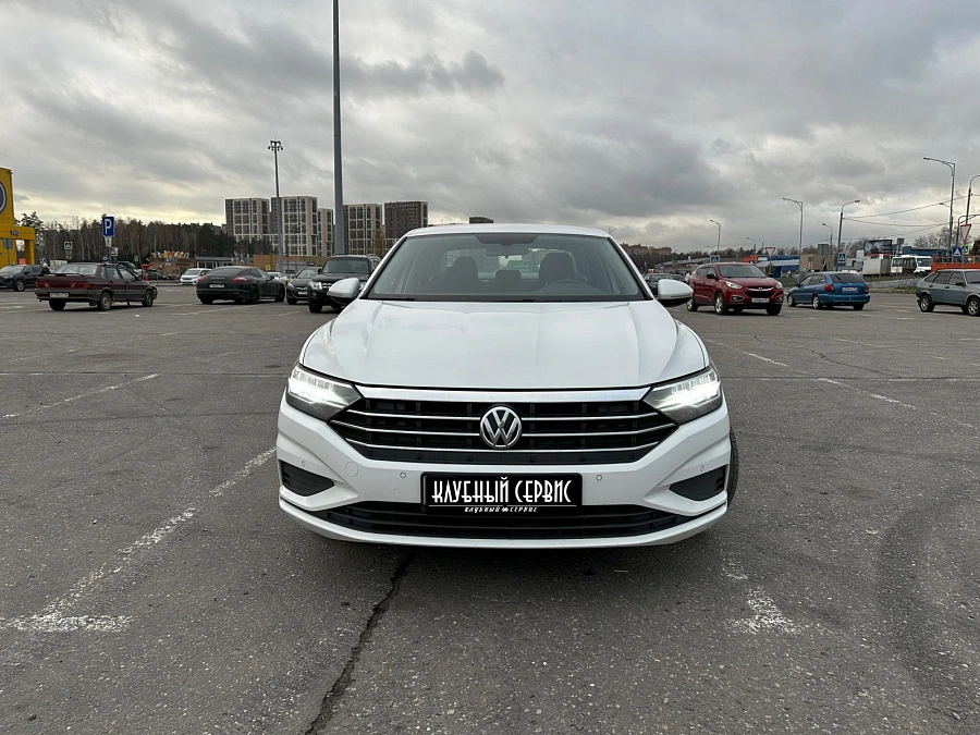 Volkswagen Jetta, 2021г., передний привод, автомат
