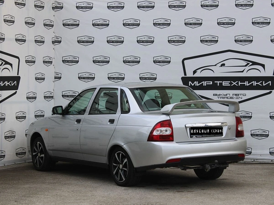 Lada (ВАЗ) Priora, 2010г., передний привод, механика