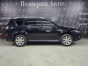 Mitsubishi Outlander, 2010г, передний привод, вариатор