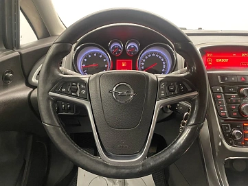 Opel Astra, 2013г, передний привод, автомат