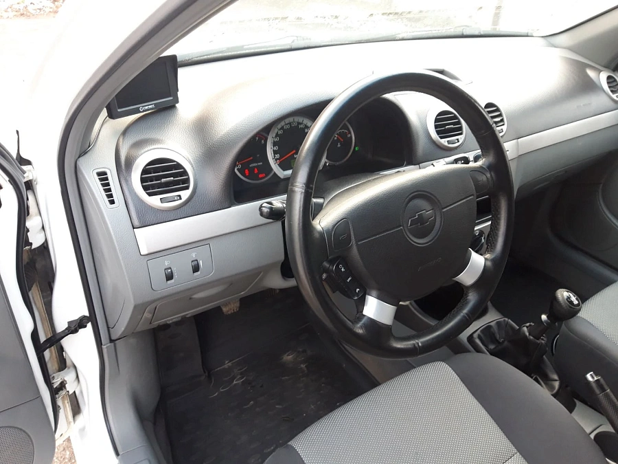 Chevrolet Lacetti, 2011г., передний привод, механика