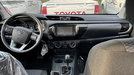 Toyota Hilux, 2024г, полный привод, автомат