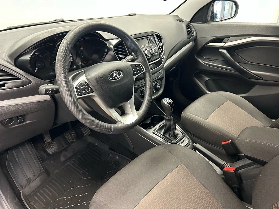 Lada (ВАЗ) Vesta, 2020г., передний привод, механика