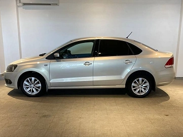 Volkswagen Polo, 2011г, передний привод, автомат