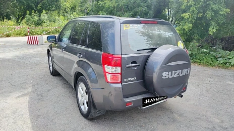 Suzuki Grand Vitara, 2010г, задний привод, автомат
