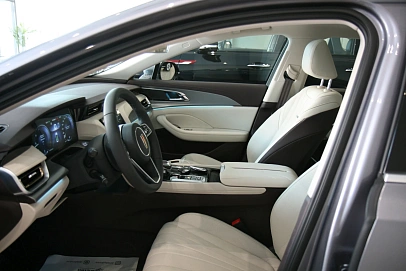 Hongqi H5, 2024г, передний привод, автомат