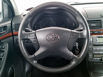 Toyota Avensis, 2007г, передний привод, автомат