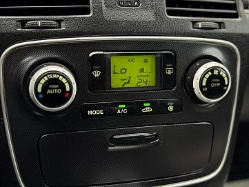 Hyundai Sonata, 2006г, передний привод, автомат