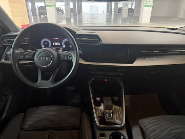 Audi A3, 2021г, передний привод, автомат