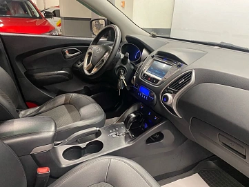 Hyundai ix35, 2012г, полный привод, автомат