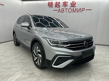 Volkswagen Tiguan, 2022г, передний привод, робот