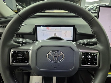 Toyota RAV4, 2026г., полный привод, вариатор