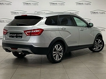 Lada (ВАЗ) Vesta, 2021г, передний привод, механика