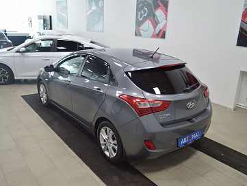 Hyundai i30, 2012г, передний привод, автомат