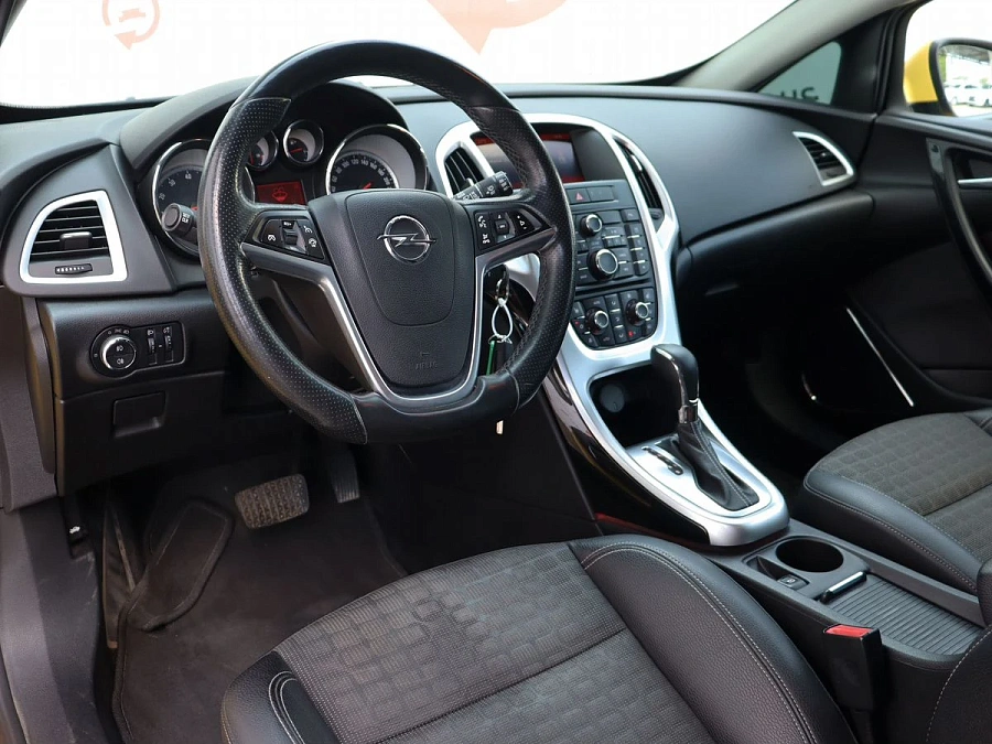 Opel , 2014г., передний привод, автомат