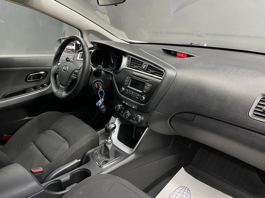 Kia Ceed, 2015г., передний привод, механика