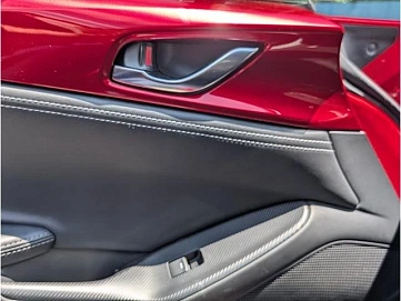 Mazda Roadster, 2022г, задний привод, механика