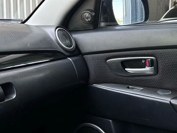 Mazda 3, 2006г, передний привод, механика