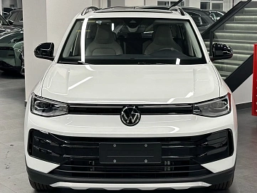 Volkswagen Tharu XR, 2024г, передний привод, автомат
