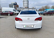 Opel Astra, 2013г., передний привод, механика