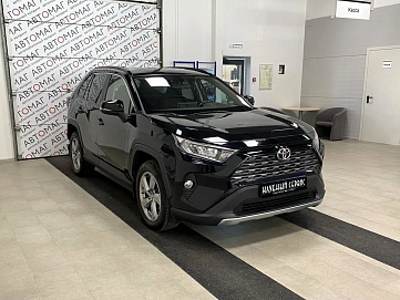Toyota RAV4, 2019г, передний привод, вариатор