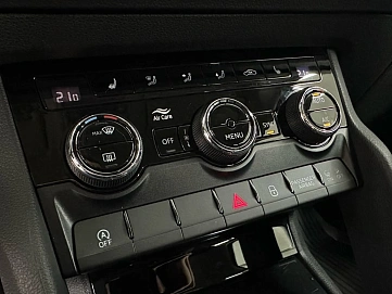 Skoda Karoq, 2021г, полный привод, робот