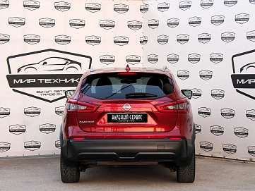 Nissan Qashqai, 2020г, передний привод, вариатор