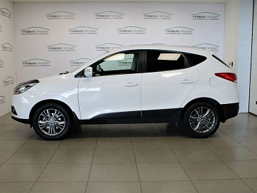 Hyundai ix35, 2013г, передний привод, автомат