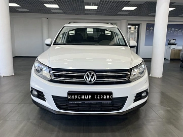 Volkswagen Tiguan, 2014г, передний привод, механика