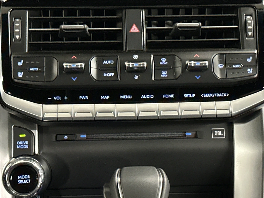Toyota Land Cruiser, 2024г., полный привод, автомат