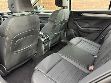 Skoda Superb, 2025г, передний привод, робот