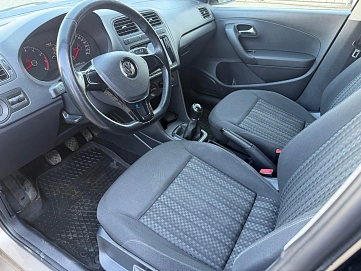 Volkswagen Polo, 2017г., передний привод, механика
