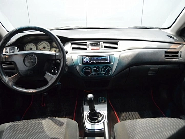 Mitsubishi Lancer, 2005г, передний привод, механика