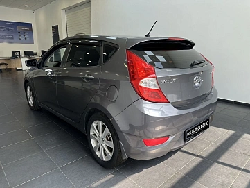 Hyundai Solaris, 2012г, передний привод, автомат