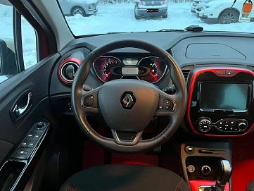 Renault Kaptur, 2018г, полный привод, автомат