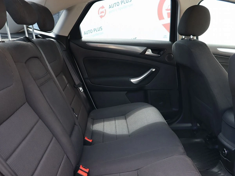 Ford Mondeo, 2013г., передний привод, робот