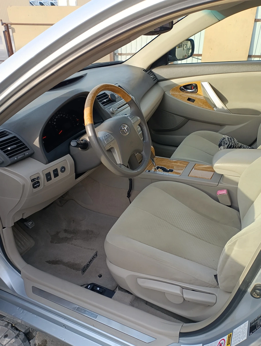 Toyota Camry, 2006г., передний привод, автомат