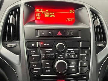 Opel , 2012г., передний привод, механика