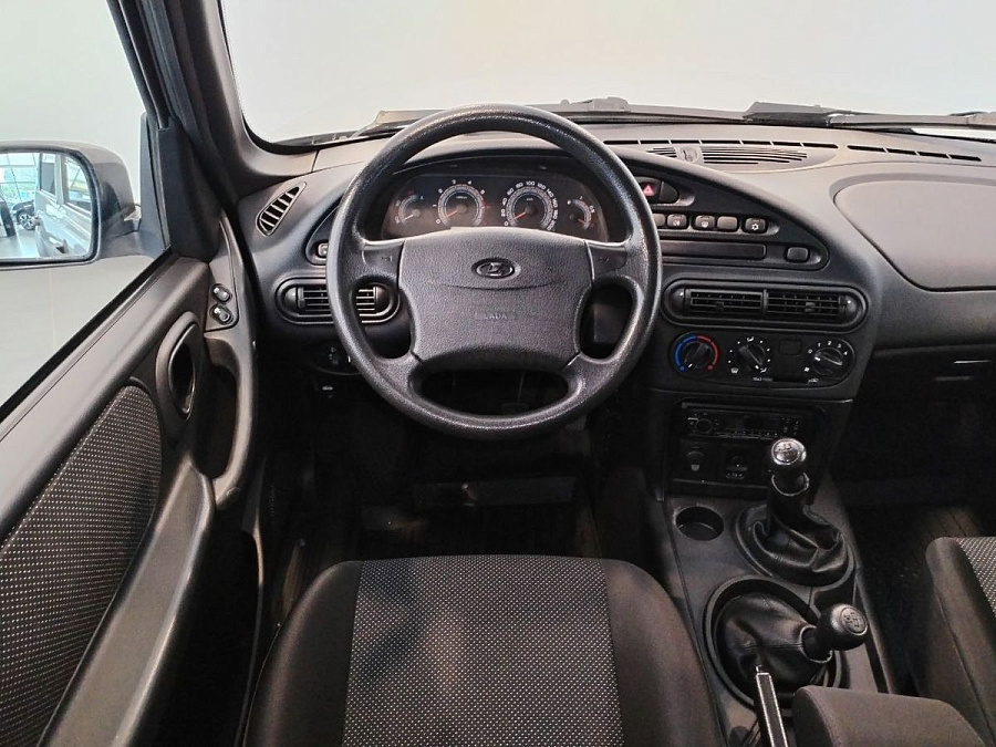 Lada (ВАЗ) Niva, 2022г., передний привод, механика