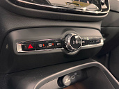Volvo XC40, 2024г., передний привод, робот